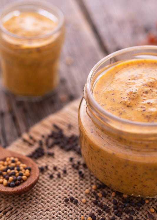 Crémeuse de duo de moutardes au romarin et à l’érable