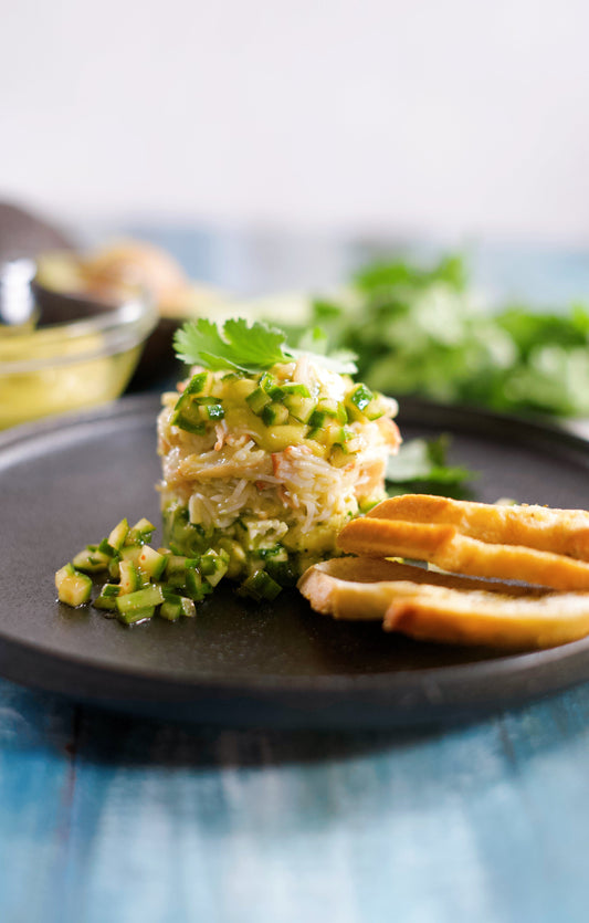 Tartare de crabe des neiges, lime avocat féta