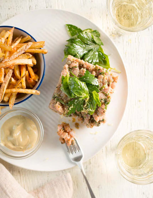 Tartare de duo de saumon aux herbes fines