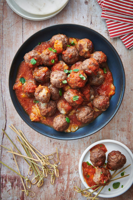 Boulettes trois viandes farcies aux caciocavallo fumé, sauce arrabiata
