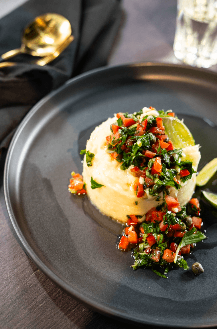 Brandade de morue aux pommes de terre, sauce vierge, façon bistro