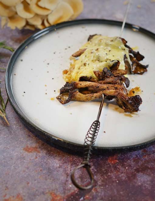 Brochette de pleurotes au vin rouge et aux épices à steak
