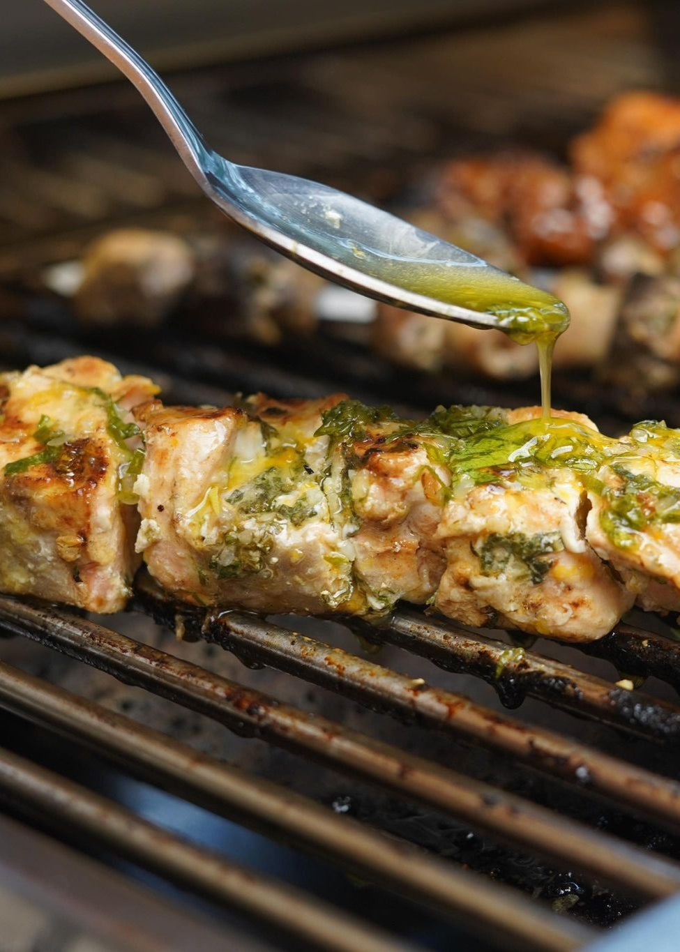 Brochettes de saumon à la gremolata de MAMA