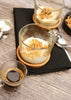 Café Affogato sur glace à la vanille et crumble aux noisettes et aux croquants de café