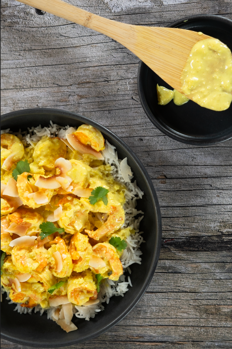 Chou-fleur rôti aux crevettes et crémeuse safranée