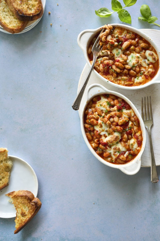 Casserole de légumineuses à la margarita et pain à l’ail