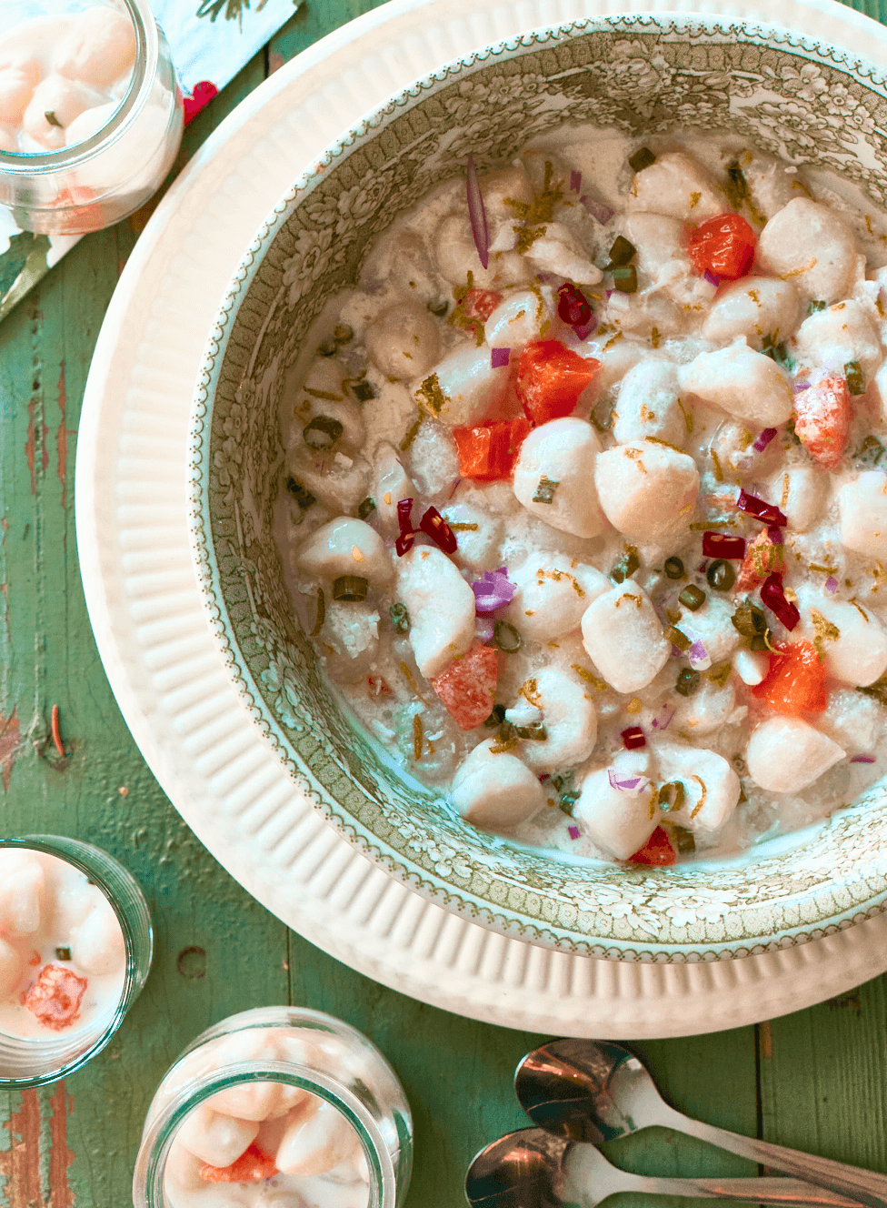 Ceviche de pétoncles à la crème de coco et à l’orange épicée