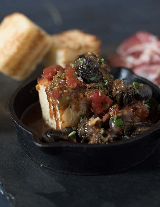 Escargots au prosciutto et à la demi-glace