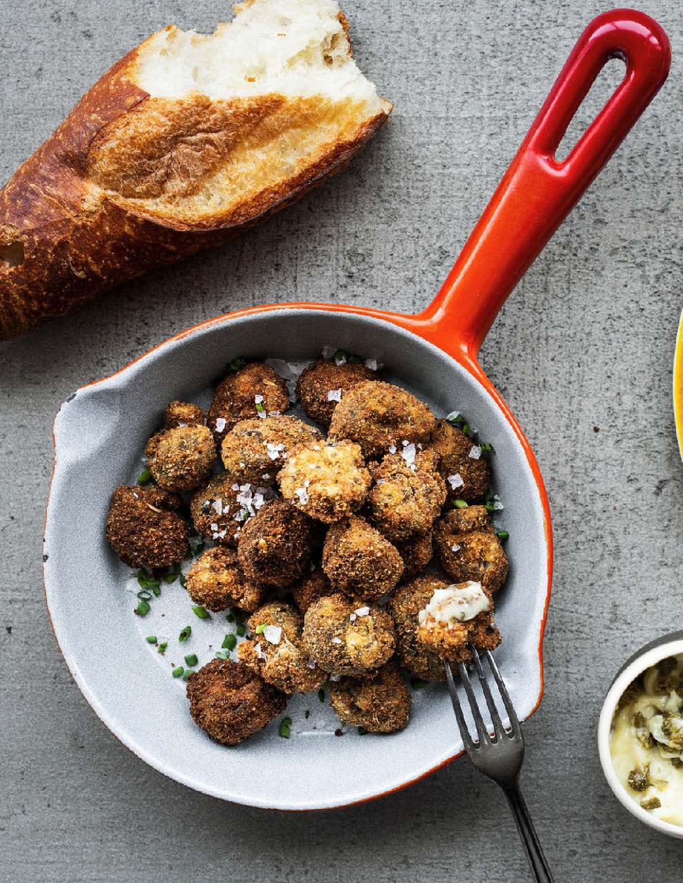 Escargots popcorn en croûte de parmesan, sauce tartare maison