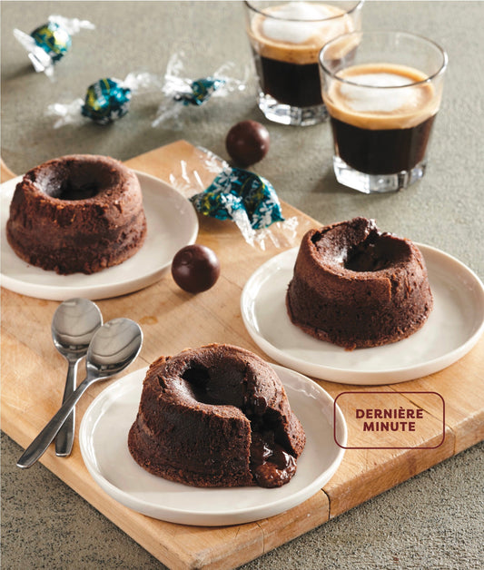 Fondant au duo de chocolat et au caramel à la fleur de sel