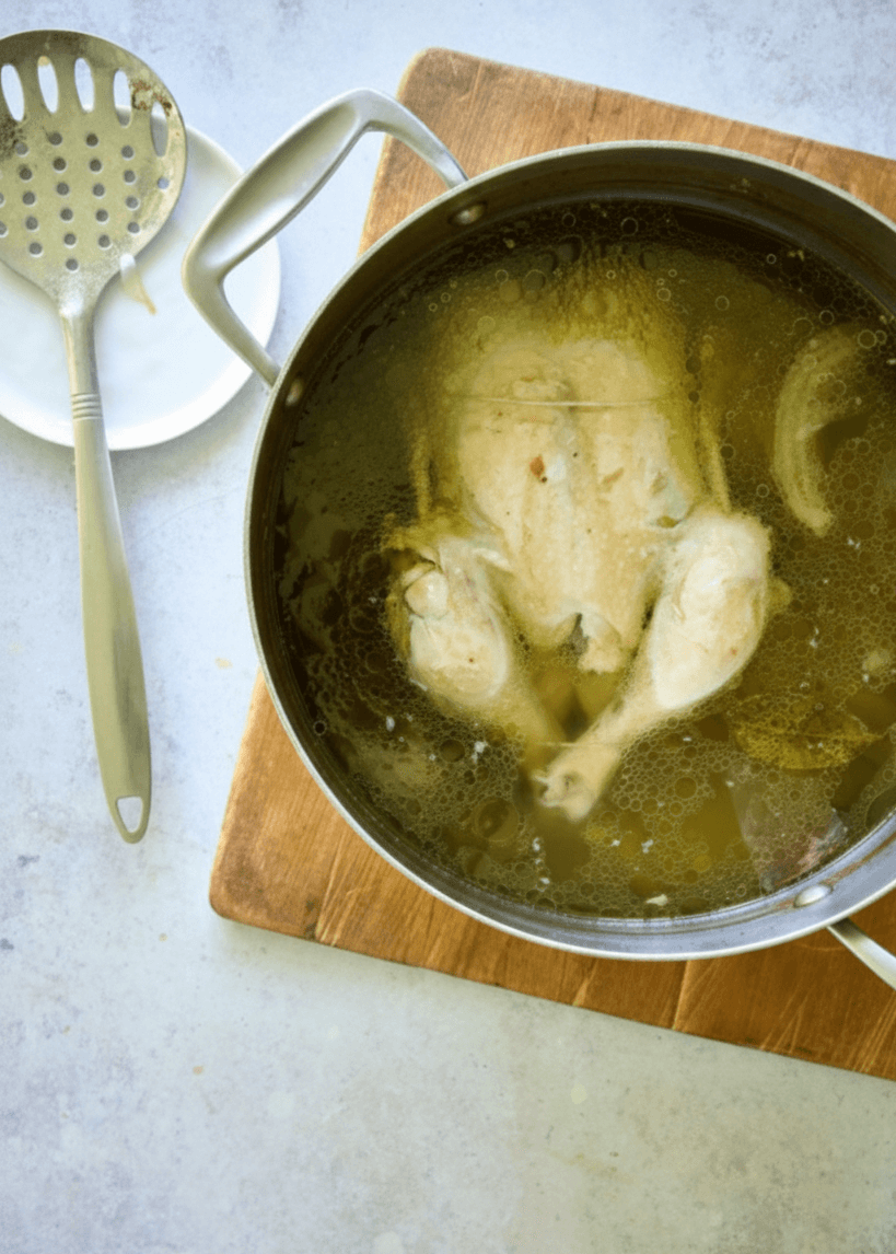 Bouillon de poulet maison