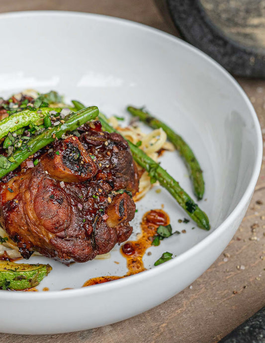 Osso buco de porc à l’ail et au romarin