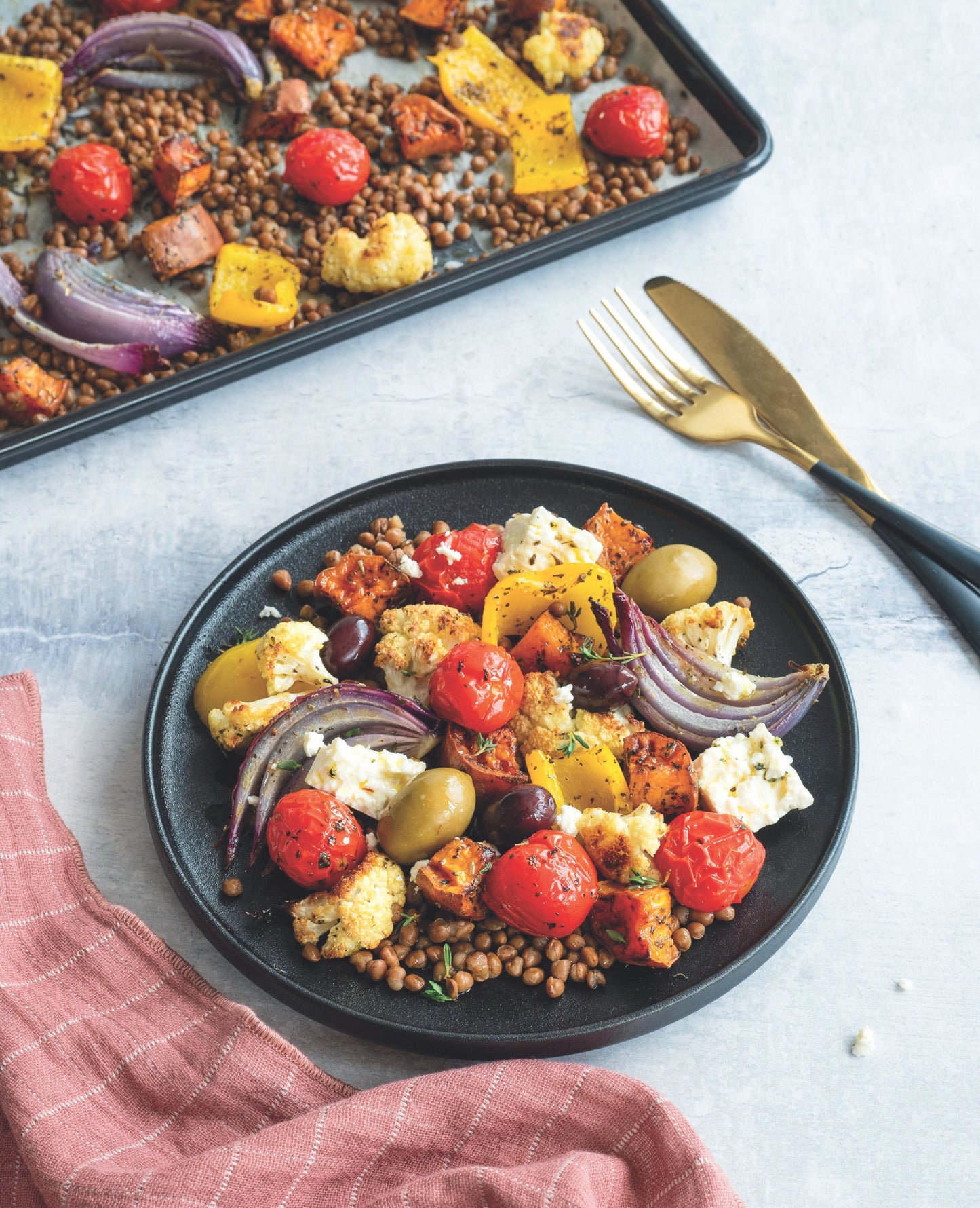 Plaque de lentilles et de légumes grillés