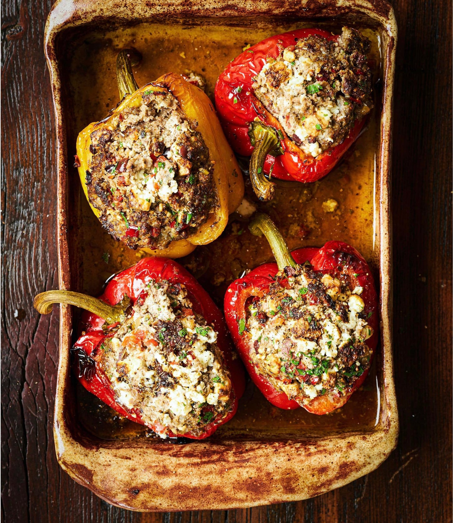 Poivrons doux farcis et rôtis à la méditerrannéenne