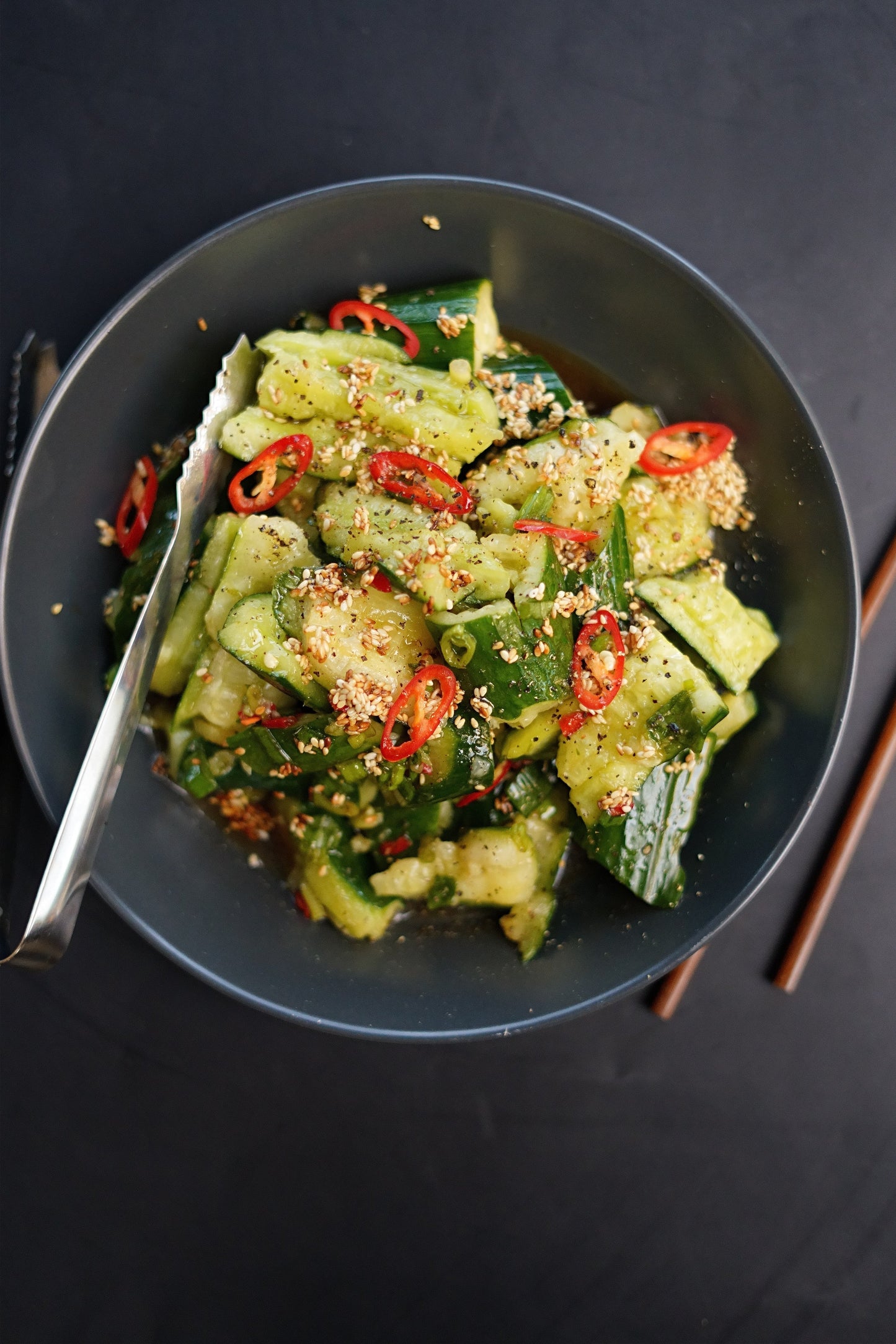 Salade de concombre au sésame et vinaigre de riz