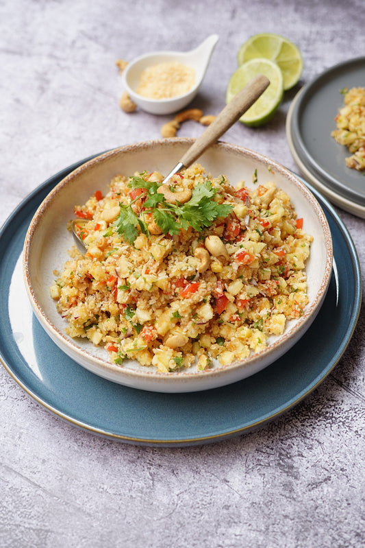 Salade de quinoa, ananas et noix de coco râpée