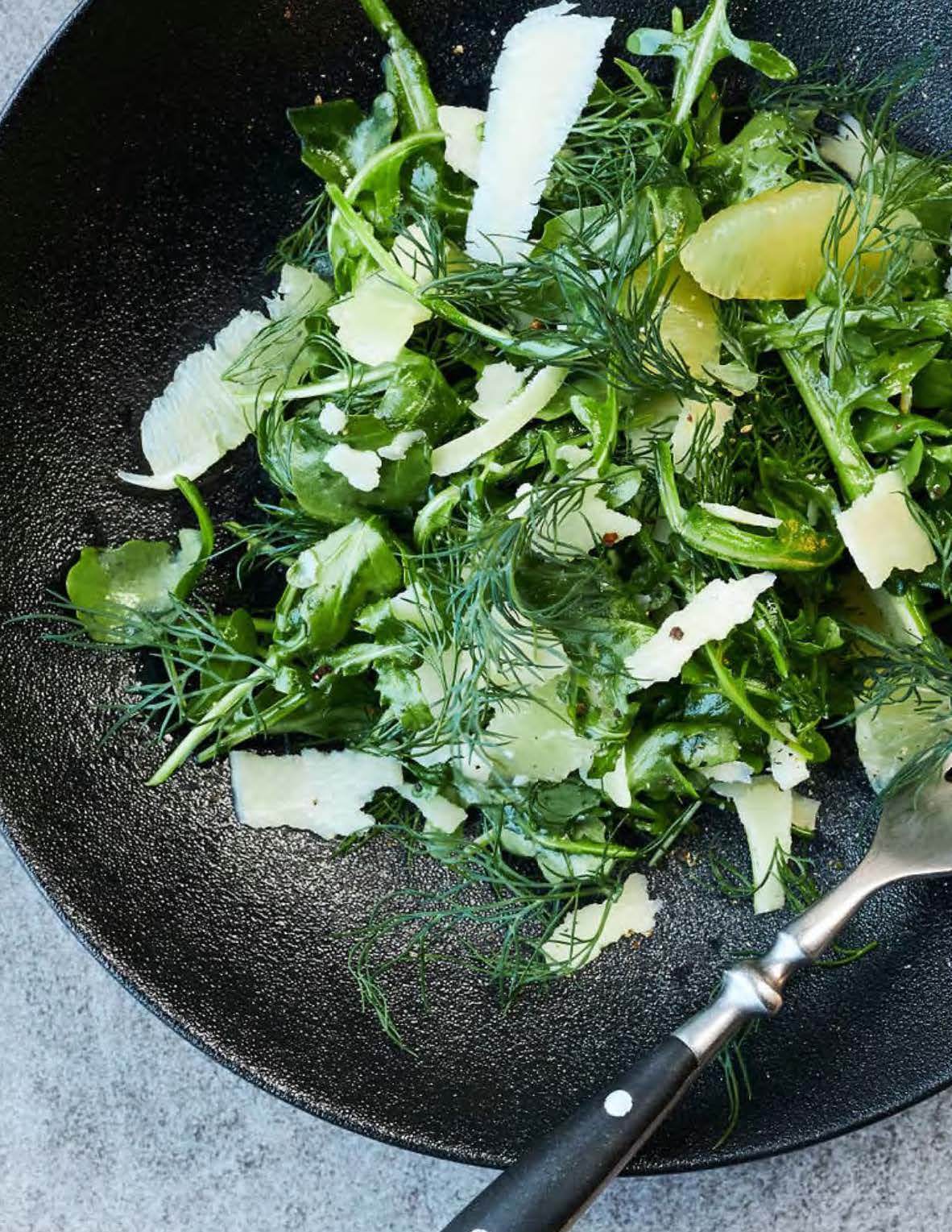 Salade de fine roquette à l’aneth copeaux de parmesan