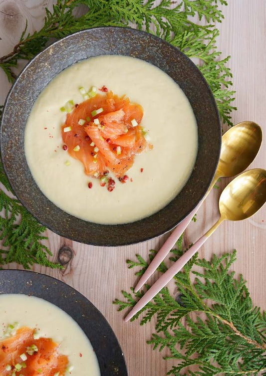 Soupe de céleri-rave et pommes, saumon fumé