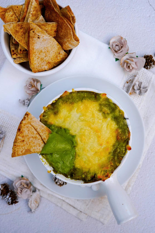 Trempette chaude aux haricots blancs, épinards et fromage