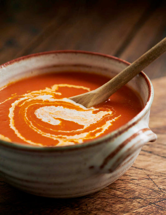 Crème de tomates au gingembre et aux aromates