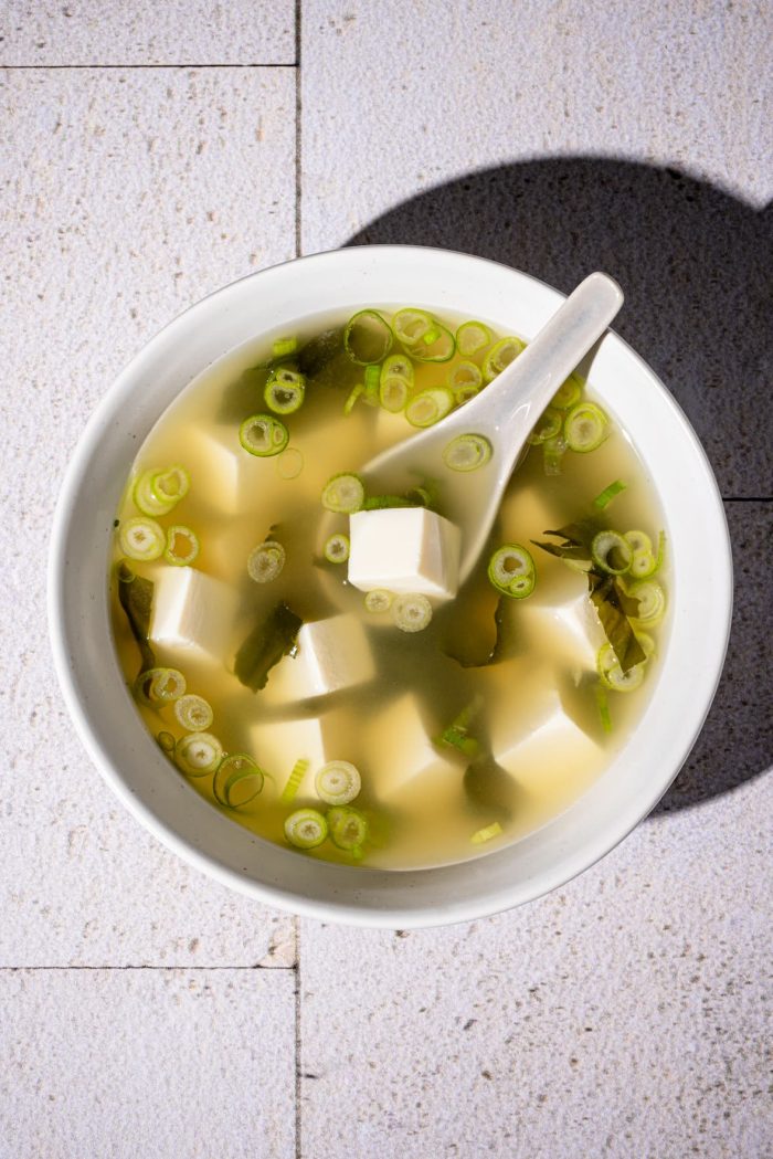 Soupe miso au tofu