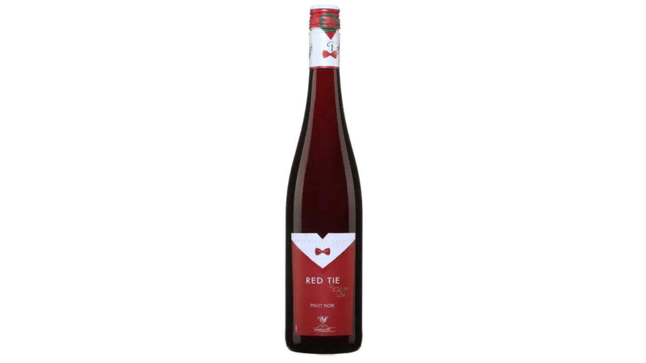 Red Tie by Pfaff Pinot Noir 2019